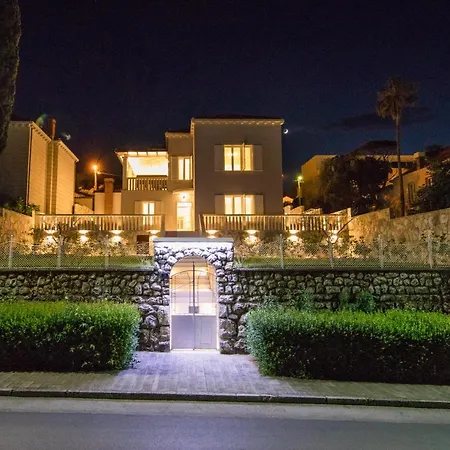 Enigma Villa