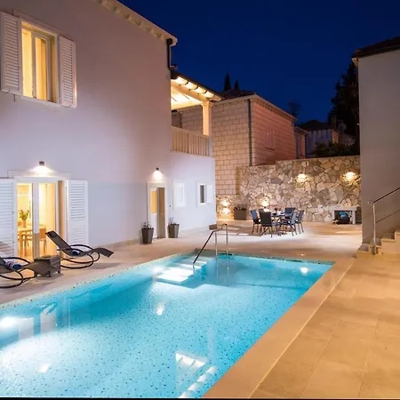 Villa Enigma